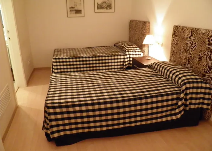 Apartaments Sant Jordi Fontanella
